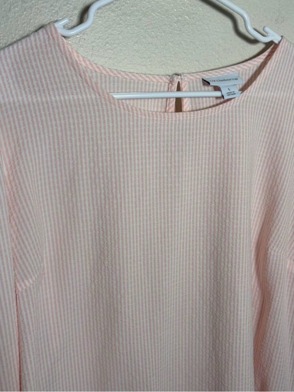 Liz Claiborne Blouse Women's Large Pink Striped Seersucker Long Sleeve Top Sheer - Picture 2 of 8